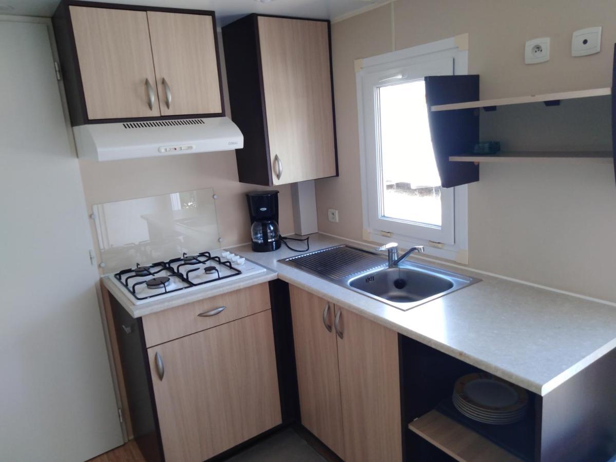 Mobil Home - Tv - Camping '4 Etoiles' - Vic-La-Gardiole - 003 ภายนอก รูปภาพ